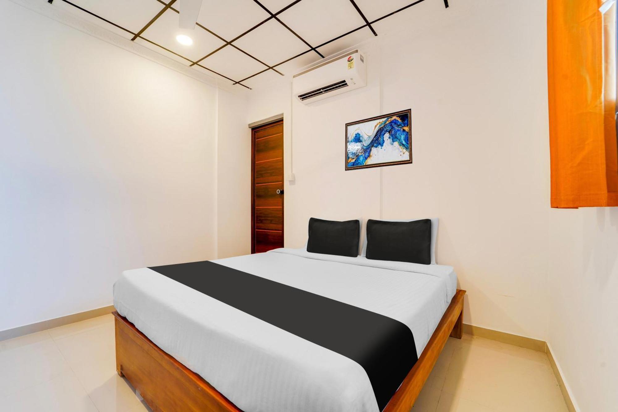 Super Hotel O Vazhakkala Kochi Exterior photo